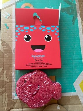 5/$65 sea animals by Spongelle in Fiona fish